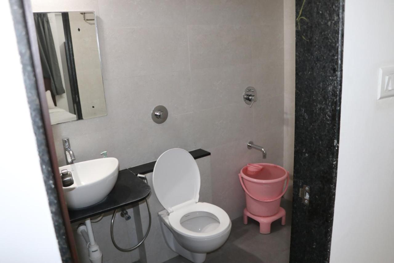 Service Apartments, Baner, プネ エクステリア 写真